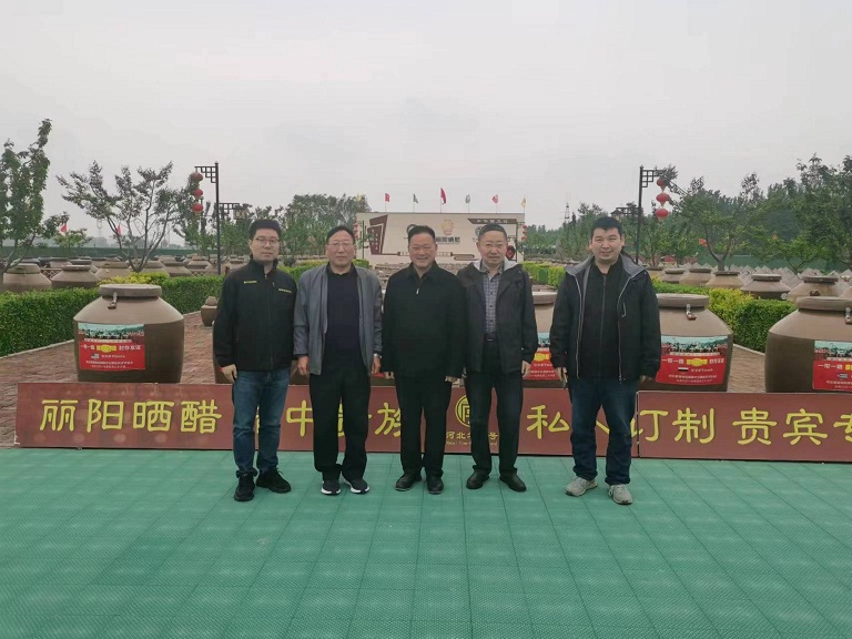 1683337697199034167.jpg 1.jpg